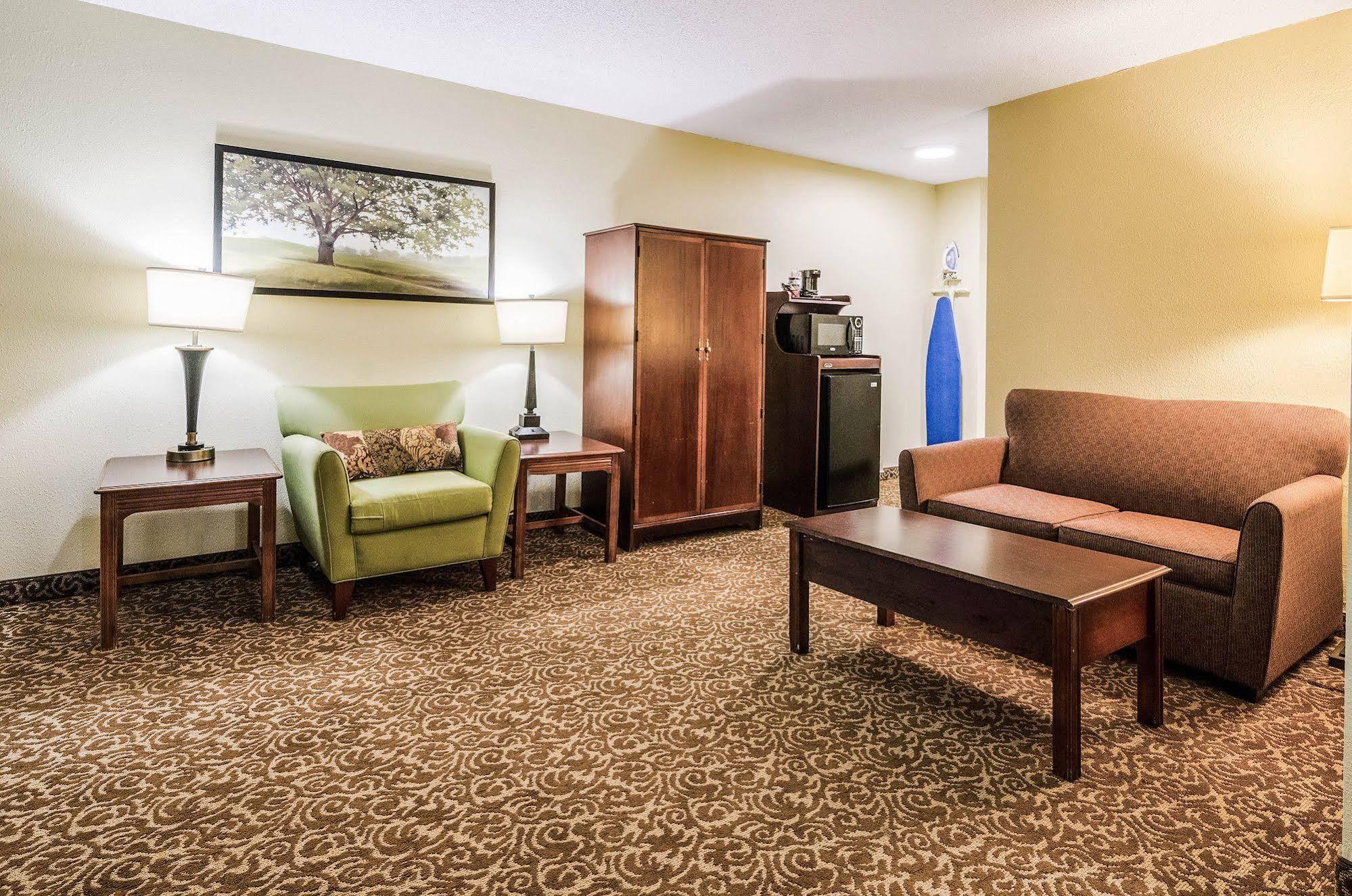Quality Inn Whiteville North Exterior foto